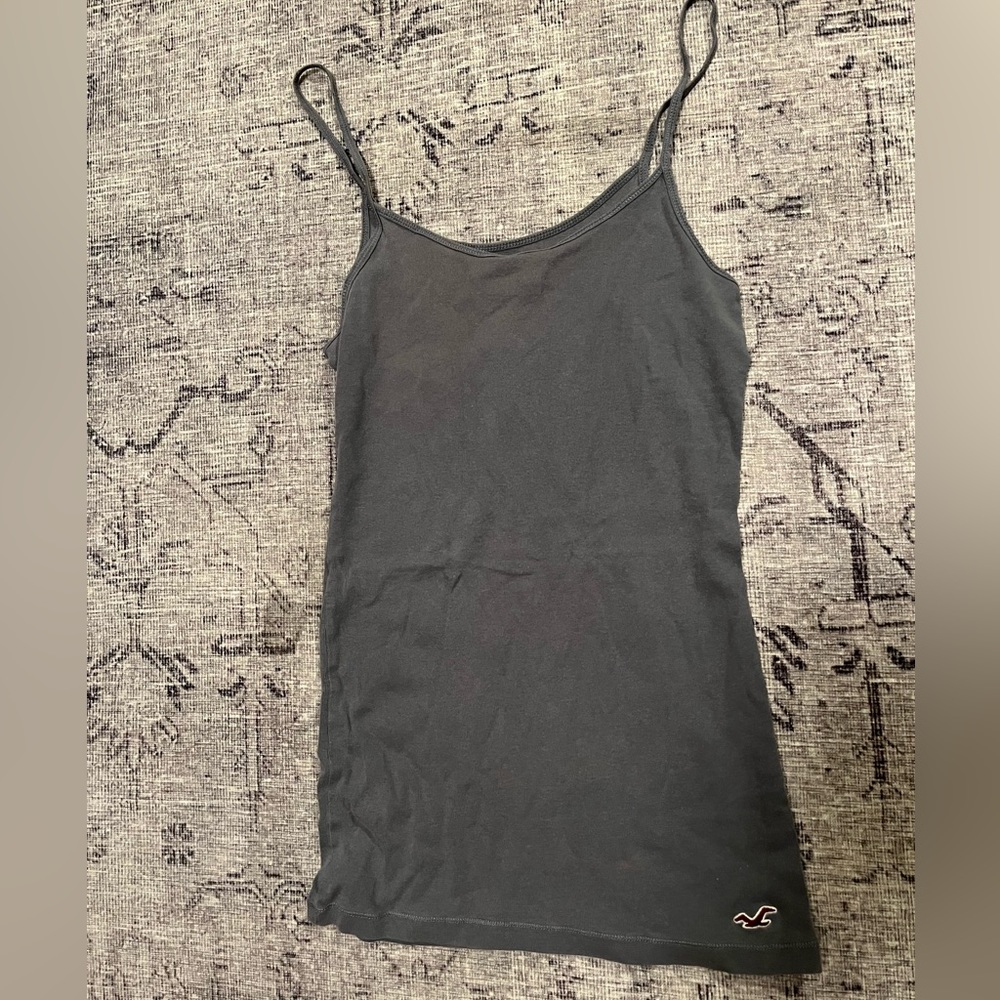 grey tank top hollister